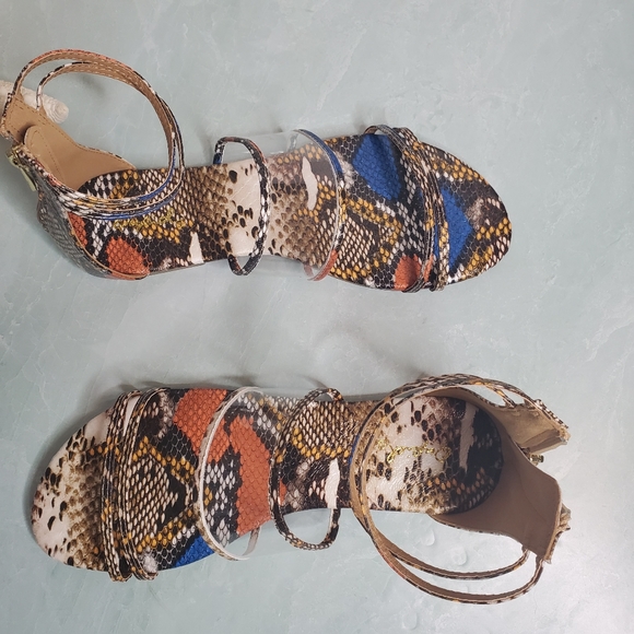 NEW Multi Camel Snake Gladiator Sandal - Picture 7 of 7